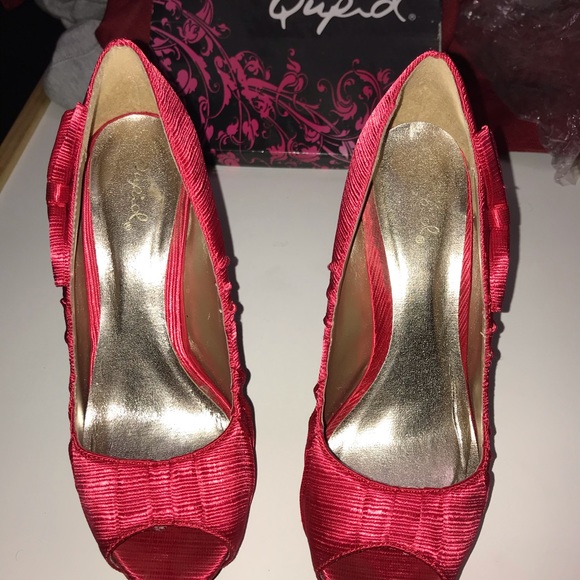 Red heels - Picture 5 of 8